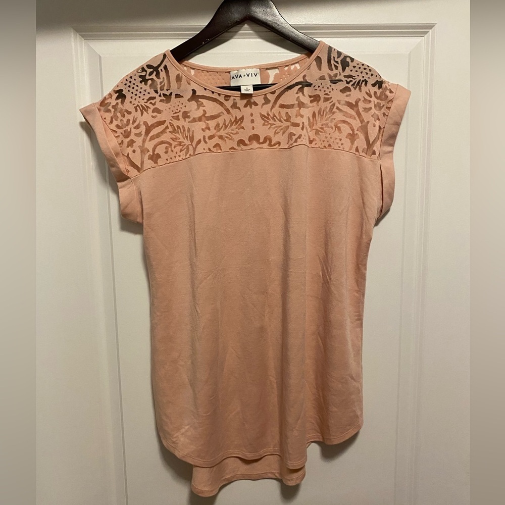 Ava & Viv Women's Blush Lace Accent Blouse